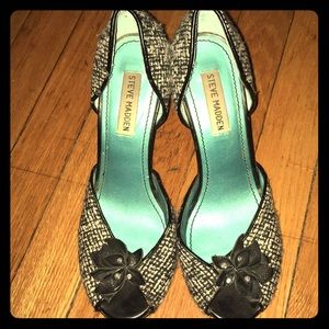 Steve Madden peep toe Heels